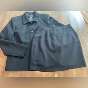 Bridgetown Collection Black Blazer/Suit Coat and Skirt - Size 12